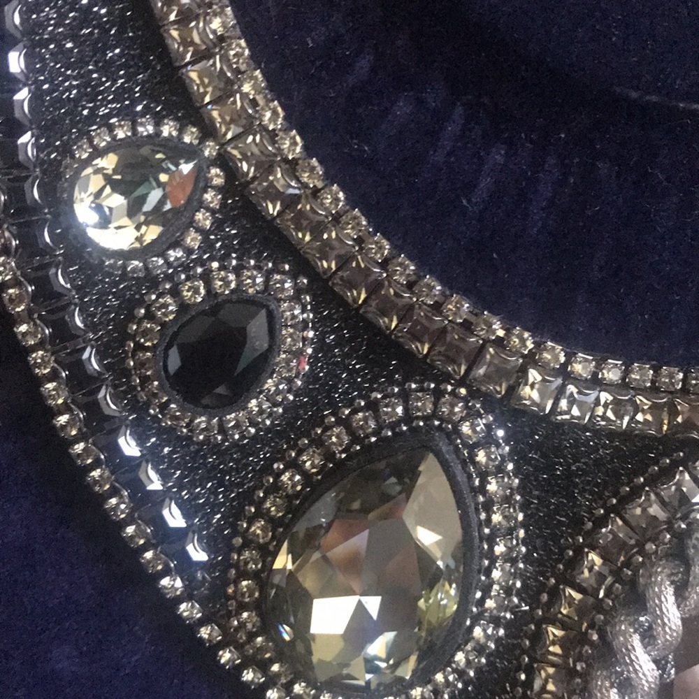 Authentic Swarovski Collar Necklace in black and gray. - Picture 10 of 13